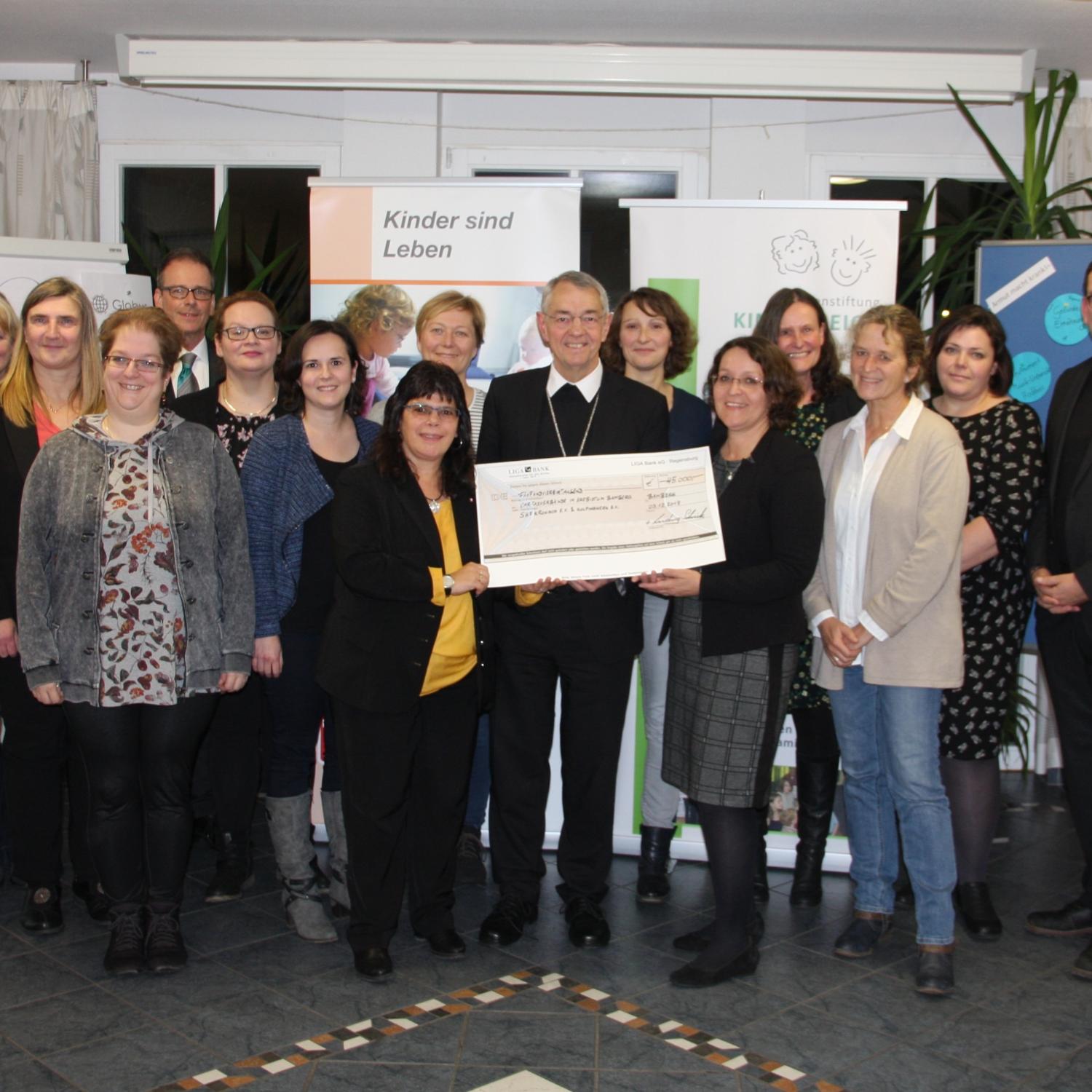 Familienstiftung Kinderreich Weihnachtsspende 2019